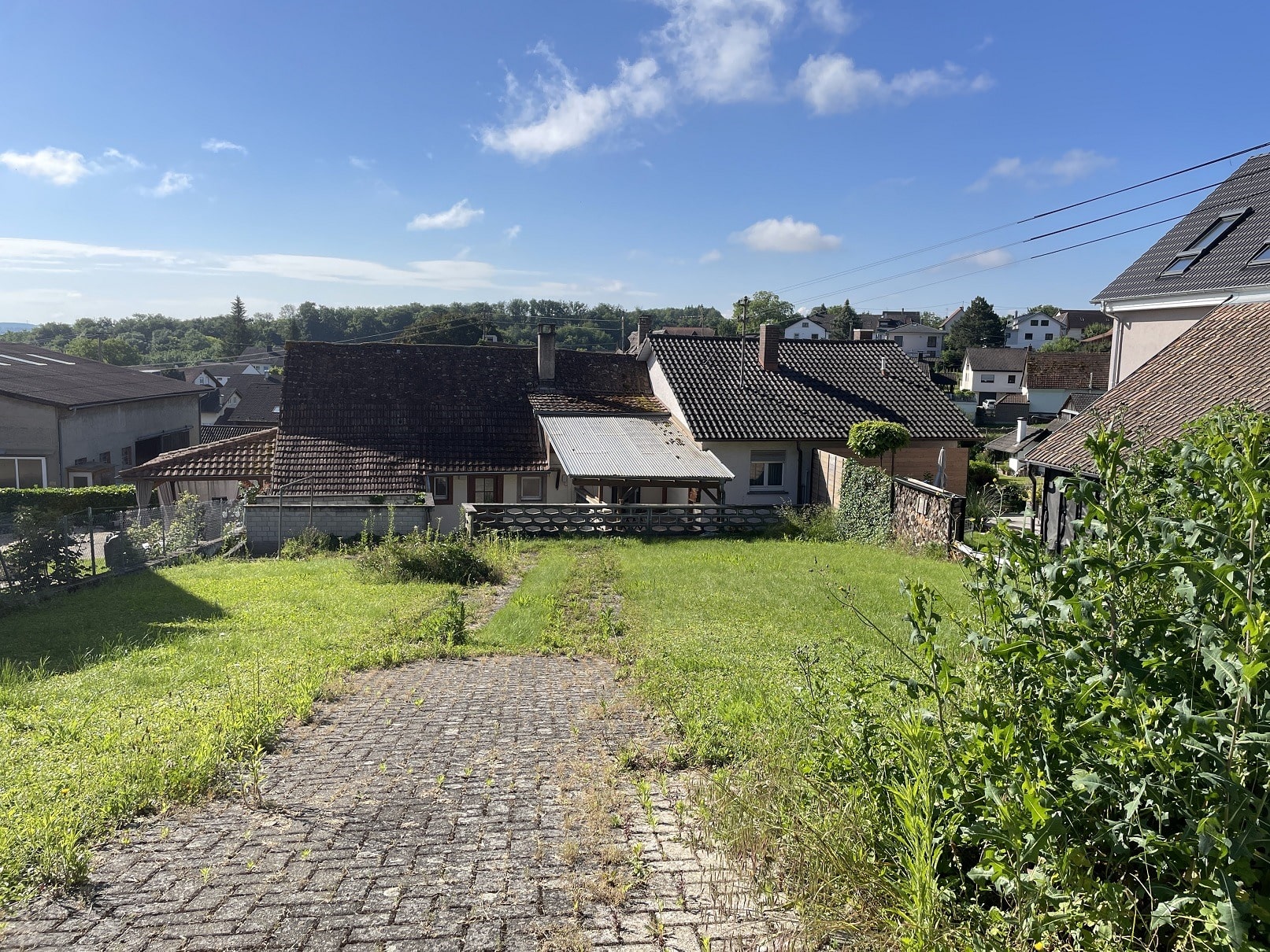 Blick von Straße "Am Rebhang"