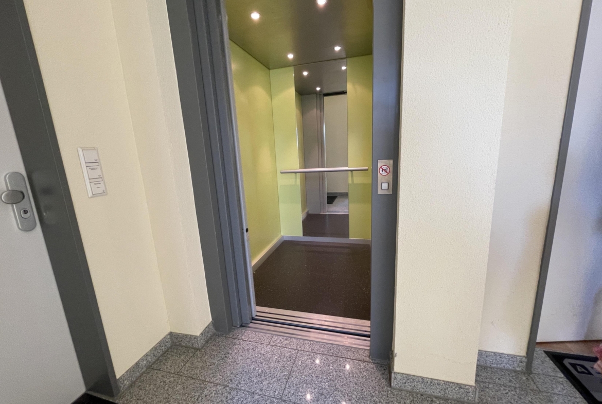Lift (Keller bis zur Wohnung)