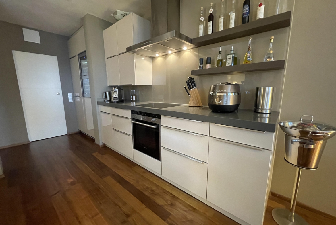 hochwertige Einbauküche