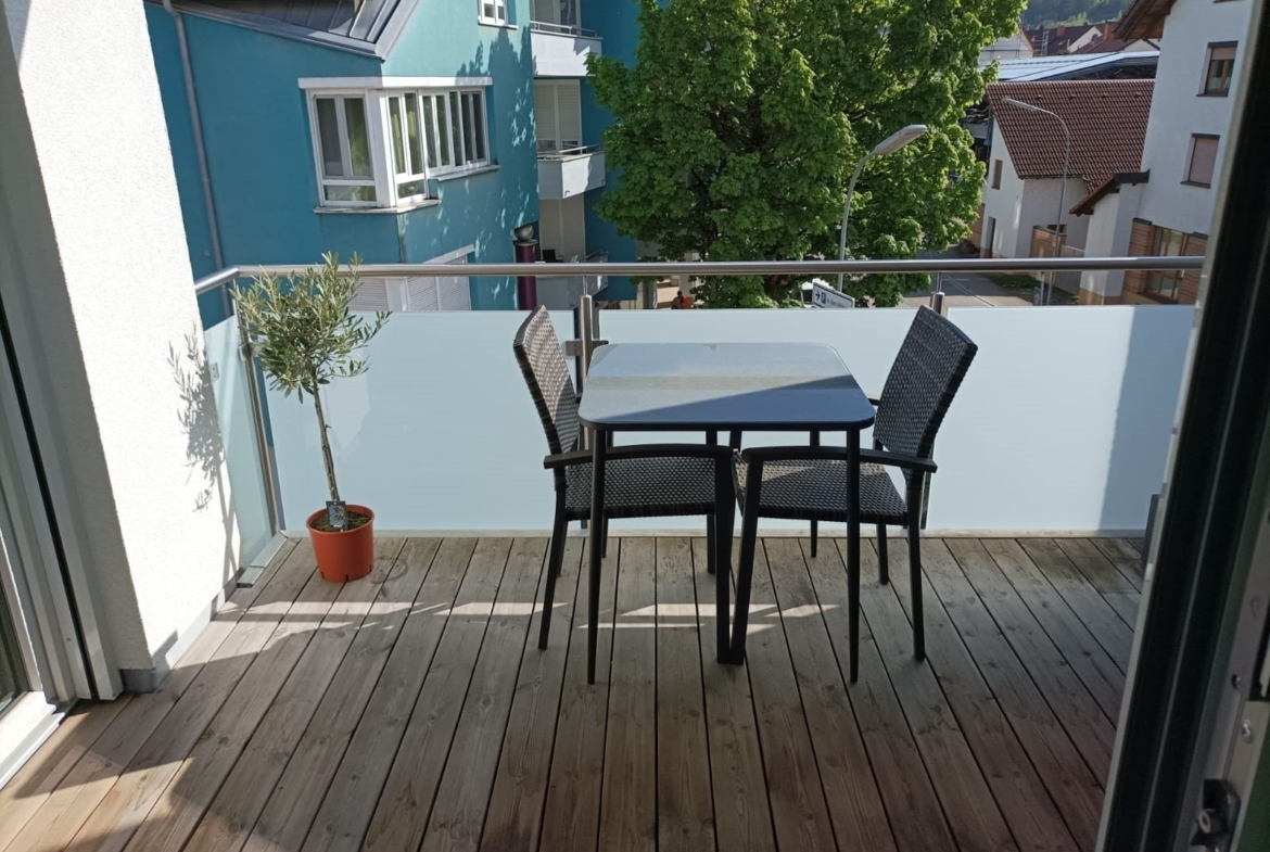 überdachter Süd-Balkon