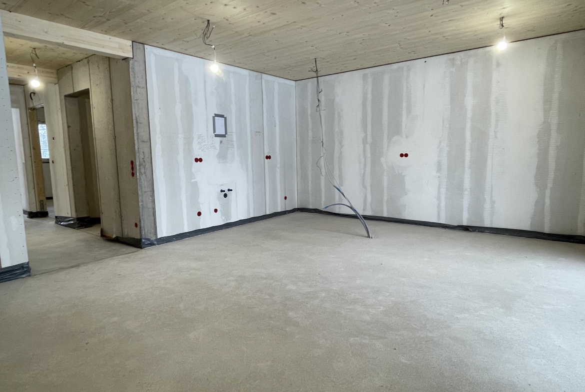 Wohn- und Esszimmer mit ofener Küche