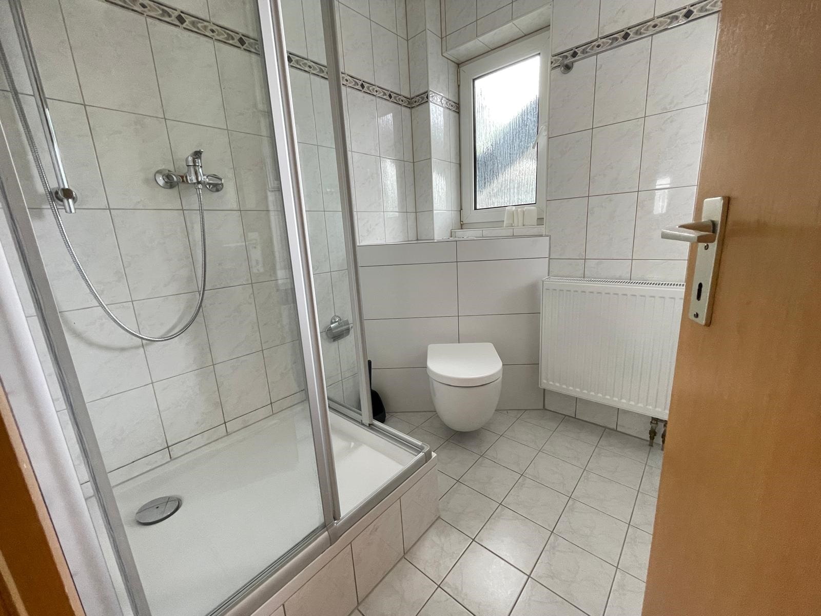 Duschbad mit Fenster