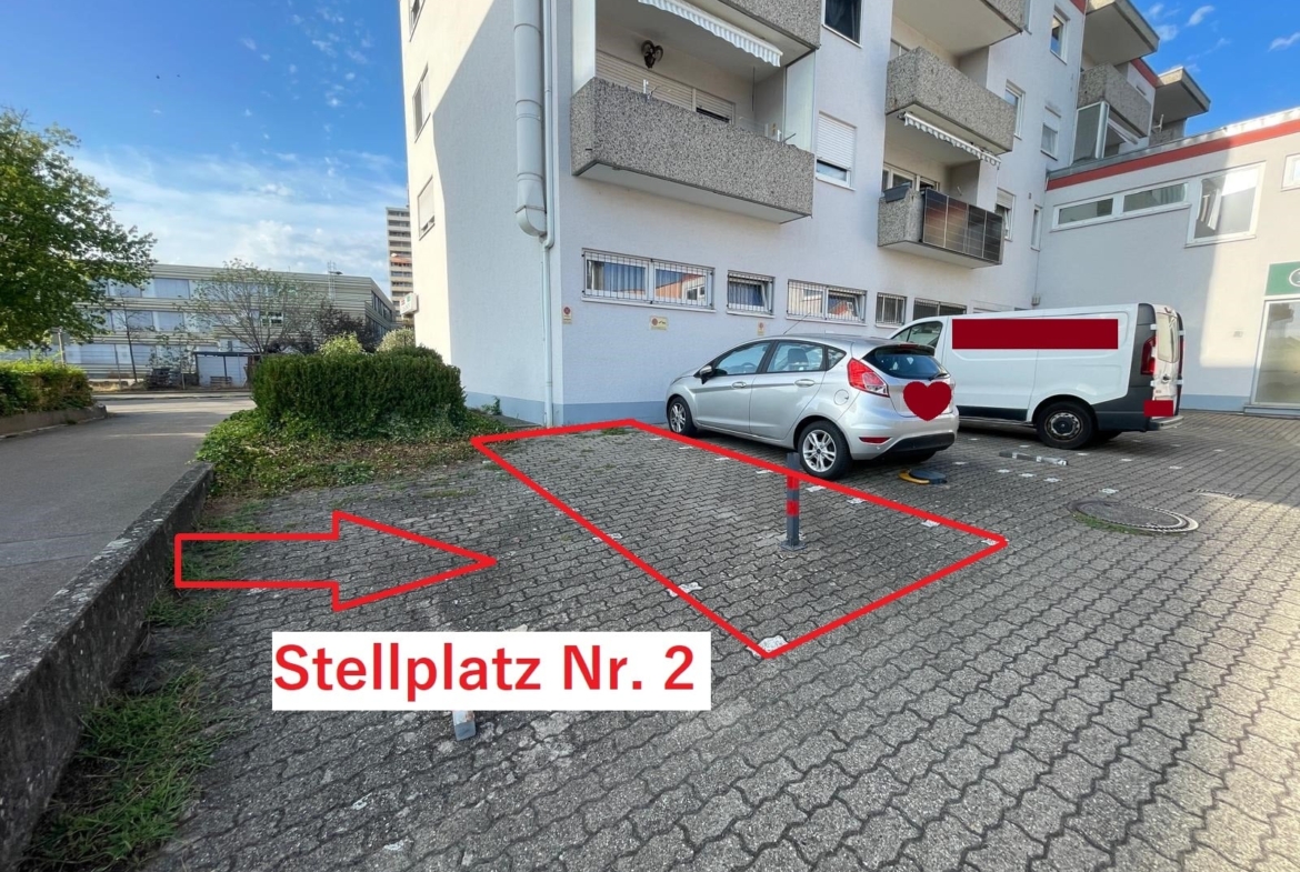 Stellplatz Nr. 2 im Hof hinterm Haus