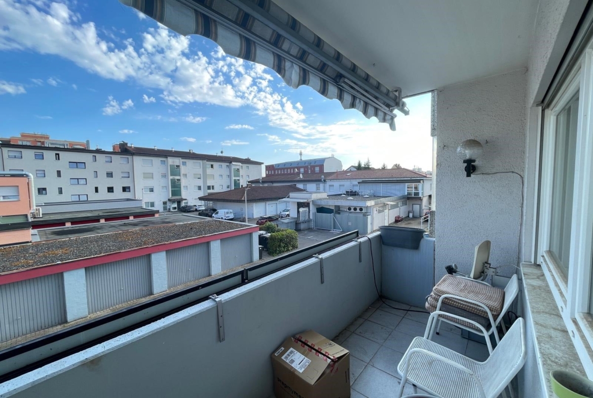 Balkon mit Ausrichtung Süden zur Hofseite
