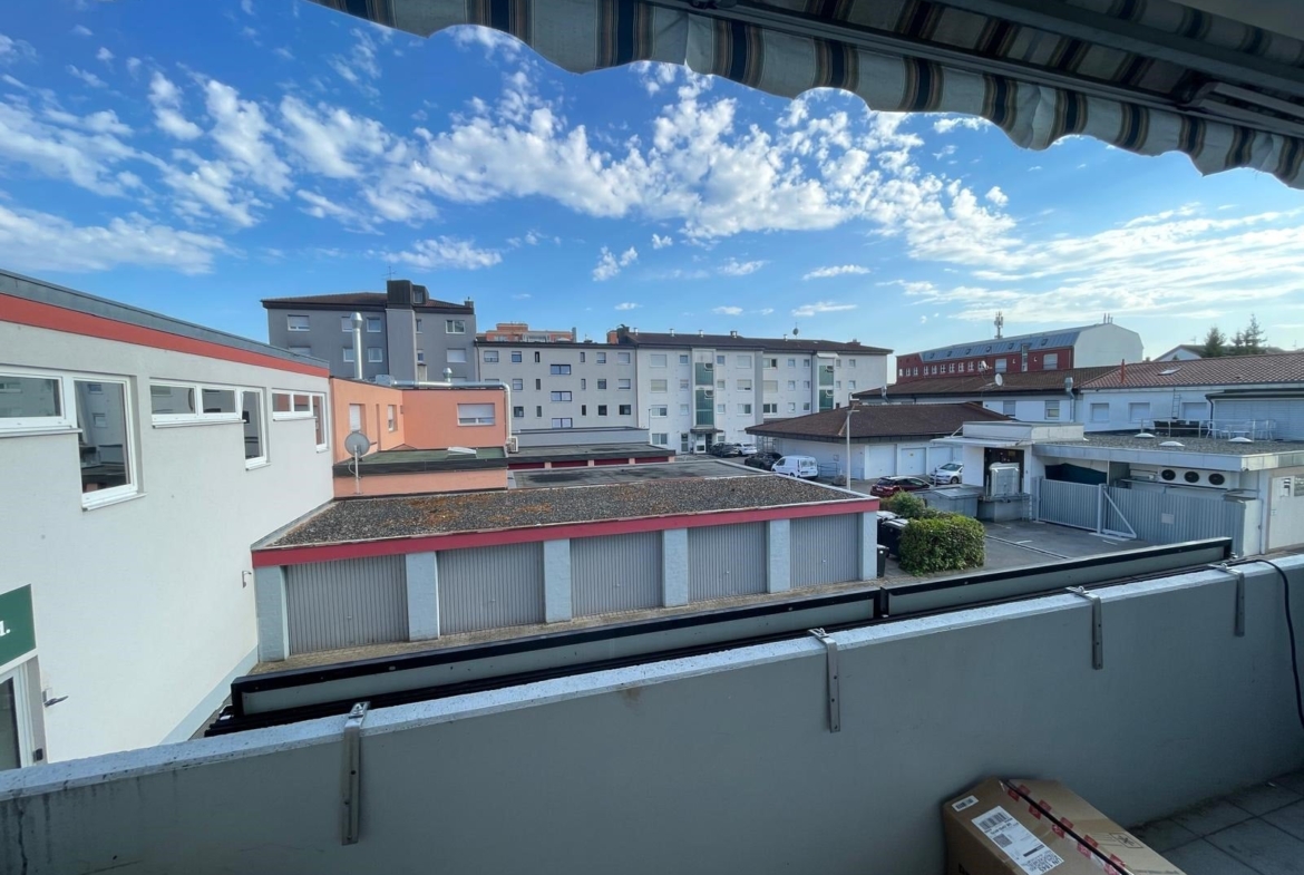 Balkon mit Ausrichtung Süden zur Hofseite